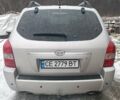 Серый Хендай Туксон, объемом двигателя 2 л и пробегом 280 тыс. км за 7200 $, фото 3 на Automoto.ua