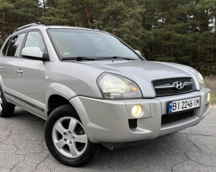Сірий Хендай Туксон, об'ємом двигуна 2 л та пробігом 187 тис. км за 7650 $, фото 1 на Automoto.ua