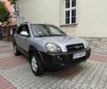 Сірий Хендай Туксон, об'ємом двигуна 2 л та пробігом 280 тис. км за 2468 $, фото 1 на Automoto.ua