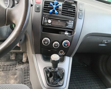 Серый Хендай Туксон, объемом двигателя 2 л и пробегом 267 тыс. км за 7200 $, фото 11 на Automoto.ua