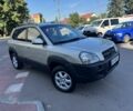 Сірий Хендай Туксон, об'ємом двигуна 2 л та пробігом 211 тис. км за 6700 $, фото 5 на Automoto.ua