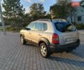 Сірий Хендай Туксон, об'ємом двигуна 1.99 л та пробігом 300 тис. км за 7700 $, фото 8 на Automoto.ua