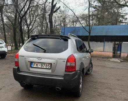 Сірий Хендай Туксон, об'ємом двигуна 2.7 л та пробігом 370 тис. км за 2900 $, фото 4 на Automoto.ua