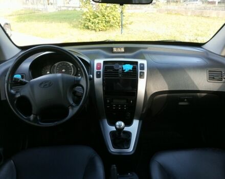 Хендай Туксон 2006 в Житомире на Automoto.ua Серый Хендай Туксон, объемом двигателя 2 л и пробегом 293 тыс. км за 7800 $, фото 5 на Automoto.ua