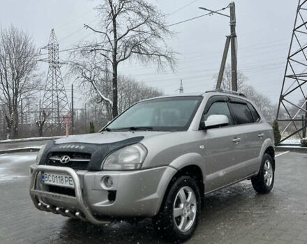 Сірий Хендай Туксон, об'ємом двигуна 1.99 л та пробігом 252 тис. км за 6700 $, фото 20 на Automoto.ua