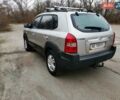 Сірий Хендай Туксон, об'ємом двигуна 1.98 л та пробігом 160 тис. км за 8000 $, фото 7 на Automoto.ua
