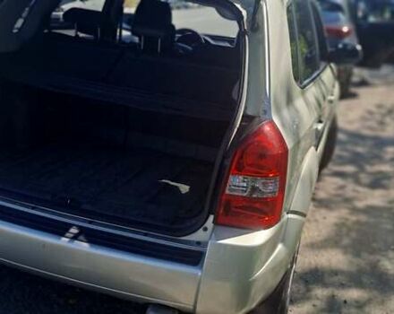 Сірий Хендай Туксон, об'ємом двигуна 2 л та пробігом 297 тис. км за 7300 $, фото 8 на Automoto.ua