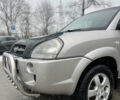 Сірий Хендай Туксон, об'ємом двигуна 1.99 л та пробігом 252 тис. км за 6700 $, фото 4 на Automoto.ua