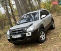 Хендай Туксон 2006 в Киеве на Automoto.ua Серый Хендай Туксон, объемом двигателя 1.98 л и пробегом 198 тыс. км за 7100 $, фото 6 на Automoto.ua