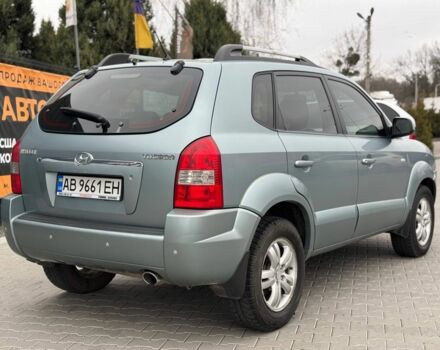 Сірий Хендай Туксон, об'ємом двигуна 2 л та пробігом 240 тис. км за 7500 $, фото 1 на Automoto.ua