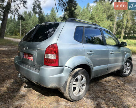Серый Хендай Туксон, объемом двигателя 2 л и пробегом 227 тыс. км за 7999 $, фото 12 на Automoto.ua
