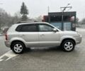 Сірий Хендай Туксон, об'ємом двигуна 2 л та пробігом 241 тис. км за 6700 $, фото 4 на Automoto.ua