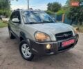 Сірий Хендай Туксон, об'ємом двигуна 2 л та пробігом 197 тис. км за 7800 $, фото 116 на Automoto.ua