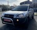 Серый Хендай Туксон, объемом двигателя 2 л и пробегом 228 тыс. км за 7399 $, фото 1 на Automoto.ua