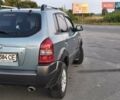 Серый Хендай Туксон, объемом двигателя 2 л и пробегом 261 тыс. км за 6700 $, фото 4 на Automoto.ua