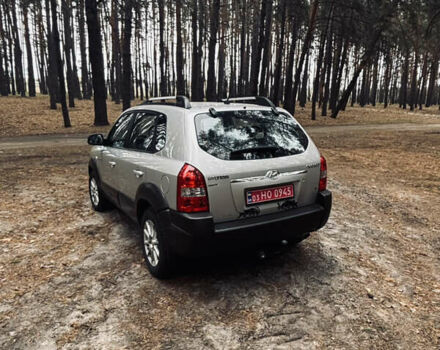 Сірий Хендай Туксон, об'ємом двигуна 1.98 л та пробігом 186 тис. км за 8200 $, фото 7 на Automoto.ua