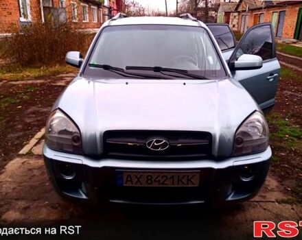 Серый Хендай Туксон, объемом двигателя 2 л и пробегом 179 тыс. км за 8500 $, фото 4 на Automoto.ua
