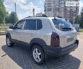 Хендай Туксон 2006 в Харькове на Automoto.ua Серый Хендай Туксон, объемом двигателя 2.7 л и пробегом 230 тыс. км за 7000 $, фото 3 на Automoto.ua