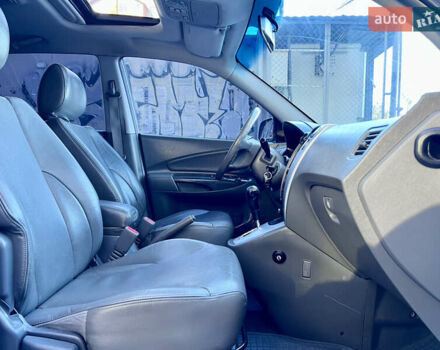 Сірий Хендай Туксон, об'ємом двигуна 2 л та пробігом 215 тис. км за 7350 $, фото 52 на Automoto.ua