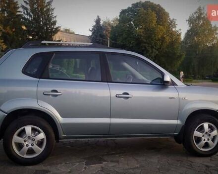 Сірий Хендай Туксон, об'ємом двигуна 2 л та пробігом 207 тис. км за 8700 $, фото 58 на Automoto.ua