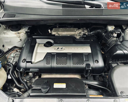 Сірий Хендай Туксон, об'ємом двигуна 1.98 л та пробігом 186 тис. км за 8200 $, фото 31 на Automoto.ua