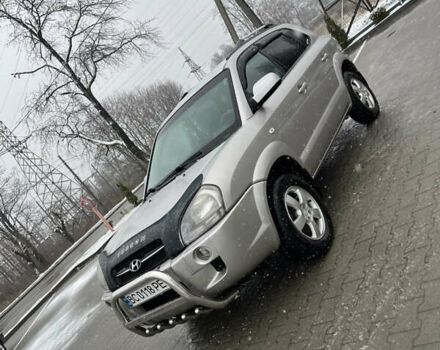 Сірий Хендай Туксон, об'ємом двигуна 1.99 л та пробігом 252 тис. км за 6700 $, фото 22 на Automoto.ua