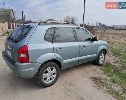 Сірий Хендай Туксон, об'ємом двигуна 1.98 л та пробігом 235 тис. км за 8200 $, фото 12 на Automoto.ua
