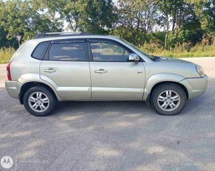 Сірий Хендай Туксон, об'ємом двигуна 2 л та пробігом 270 тис. км за 7000 $, фото 10 на Automoto.ua