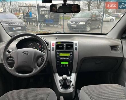 Серый Хендай Туксон, объемом двигателя 2 л и пробегом 108 тыс. км за 9200 $, фото 14 на Automoto.ua