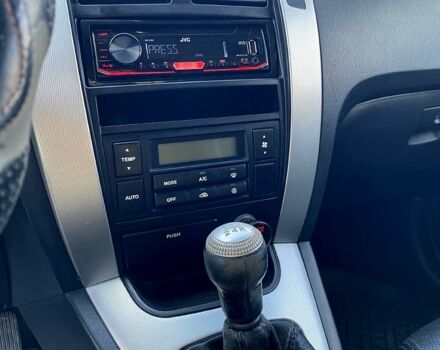 Сірий Хендай Туксон, об'ємом двигуна 2 л та пробігом 245 тис. км за 6500 $, фото 6 на Automoto.ua