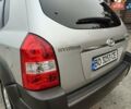 Серый Хендай Туксон, объемом двигателя 1.99 л и пробегом 210 тыс. км за 7900 $, фото 11 на Automoto.ua