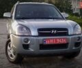 Сірий Хендай Туксон, об'ємом двигуна 2 л та пробігом 207 тис. км за 8700 $, фото 12 на Automoto.ua