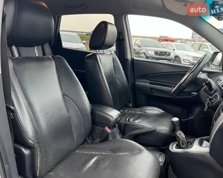 Серый Хендай Туксон, объемом двигателя 2 л и пробегом 263 тыс. км за 7440 $, фото 35 на Automoto.ua