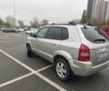 Серый Хендай Туксон, объемом двигателя 2 л и пробегом 176 тыс. км за 7300 $, фото 6 на Automoto.ua