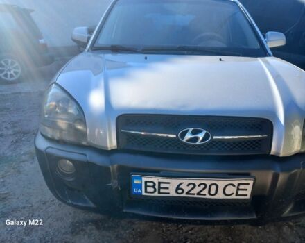 Хендай Туксон 2006 в Первомайск на Automoto.ua Серый Хендай Туксон, объемом двигателя 2 л и пробегом 234 тыс. км за 8500 $, фото 5 на Automoto.ua