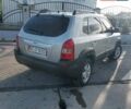 Хендай Туксон 2006 в Бродах на Automoto.ua Серый Хендай Туксон, объемом двигателя 1.98 л и пробегом 215 тыс. км за 6300 $, фото 14 на Automoto.ua