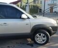Хендай Туксон 2006 в Бродах на Automoto.ua Серый Хендай Туксон, объемом двигателя 1.98 л и пробегом 215 тыс. км за 6300 $, фото 16 на Automoto.ua