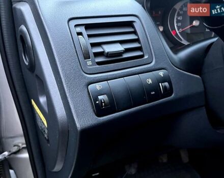 Серый Хендай Туксон, объемом двигателя 1.99 л и пробегом 156 тыс. км за 8200 $, фото 9 на Automoto.ua