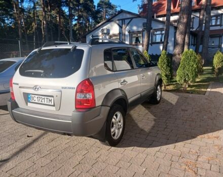 Сірий Хендай Туксон, об'ємом двигуна 2 л та пробігом 235 тис. км за 6100 $, фото 1 на Automoto.ua