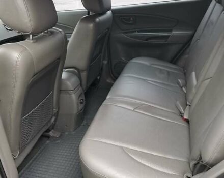 Сірий Хендай Туксон, об'ємом двигуна 1.98 л та пробігом 160 тис. км за 8000 $, фото 15 на Automoto.ua