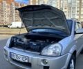 Сірий Хендай Туксон, об'ємом двигуна 2 л та пробігом 245 тис. км за 6500 $, фото 3 на Automoto.ua