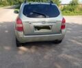 Сірий Хендай Туксон, об'ємом двигуна 2 л та пробігом 270 тис. км за 7000 $, фото 2 на Automoto.ua