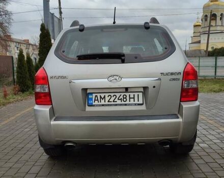 Серый Хендай Туксон, объемом двигателя 1.99 л и пробегом 178 тыс. км за 6700 $, фото 8 на Automoto.ua