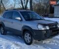 Серый Хендай Туксон, объемом двигателя 2.7 л и пробегом 294 тыс. км за 7500 $, фото 2 на Automoto.ua