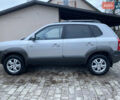 Сірий Хендай Туксон, об'ємом двигуна 2 л та пробігом 105 тис. км за 6990 $, фото 5 на Automoto.ua