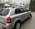 Серый Хендай Туксон, объемом двигателя 1.98 л и пробегом 193 тыс. км за 6500 $, фото 28 на Automoto.ua