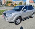 Серый Хендай Туксон, объемом двигателя 2 л и пробегом 191 тыс. км за 6500 $, фото 7 на Automoto.ua