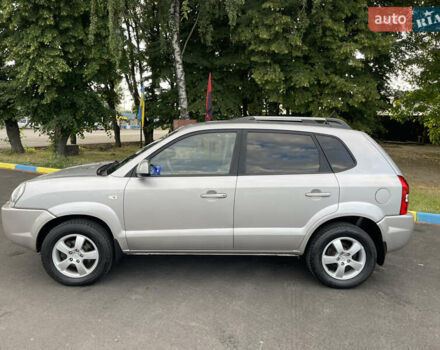 Серый Хендай Туксон, объемом двигателя 2 л и пробегом 164 тыс. км за 7500 $, фото 38 на Automoto.ua