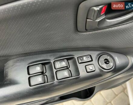 Серый Хендай Туксон, объемом двигателя 2 л и пробегом 263 тыс. км за 7440 $, фото 15 на Automoto.ua