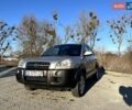 Серый Хендай Туксон, объемом двигателя 1.99 л и пробегом 156 тыс. км за 8200 $, фото 1 на Automoto.ua